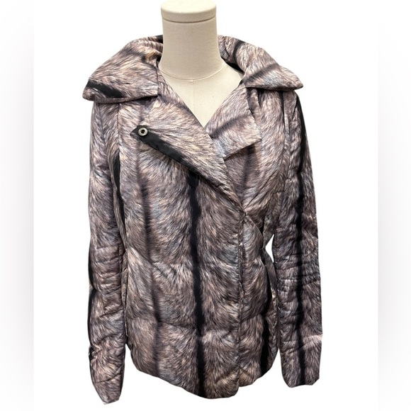 MM6 MAISON MARTIN MARGIELA Silver Fox Fur Print Puffer Jacket in Sz 38 - Picture 4 of 8